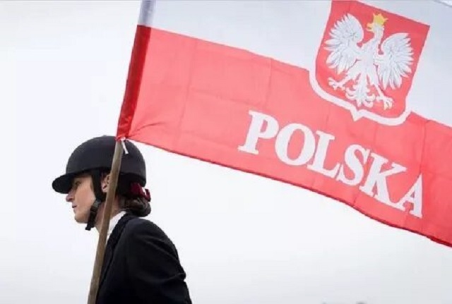 Польские власти глумятся над собственной историей