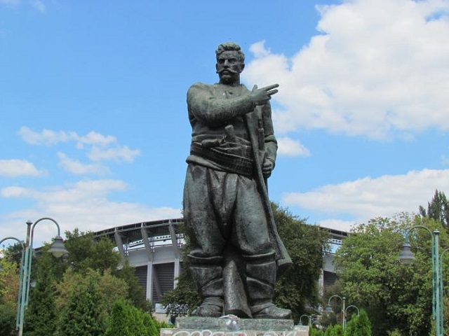 «Спор славян». Болгария и Македония делят героя