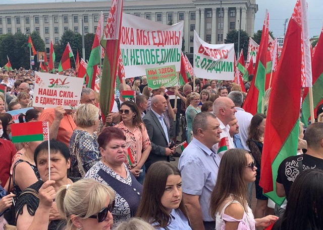 События в Белоруссии и раскол левого движения. Левый либерализм против левого консерватизма